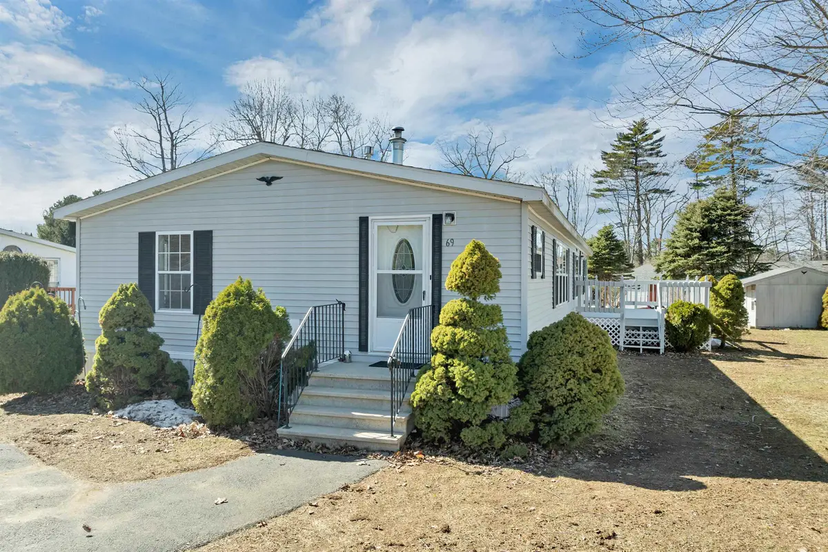 69 Oak Drive, North Hampton, NH 03862 - #1