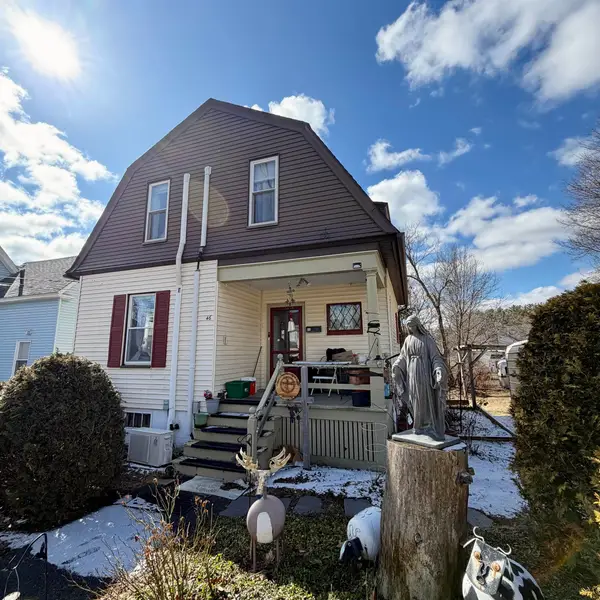 46 Hough Street, Dover, NH 03820