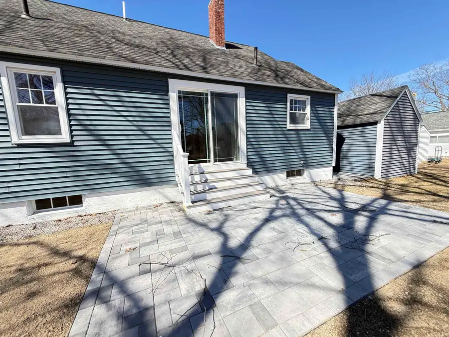20 Doris Avenue, Portsmouth, NH 03801 - #3