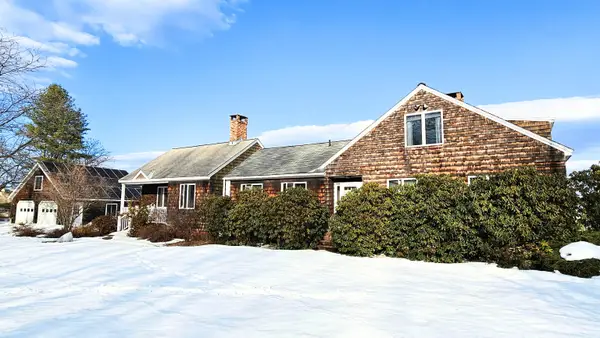 37 Cooks Pond Road, Weathersfield, VT 05156