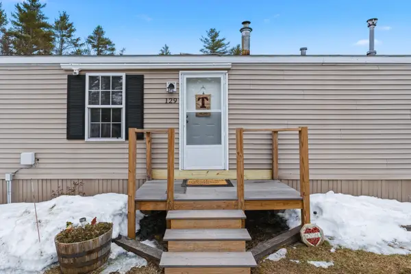 129 Salmon Falls Road, Rochester, NH 03868