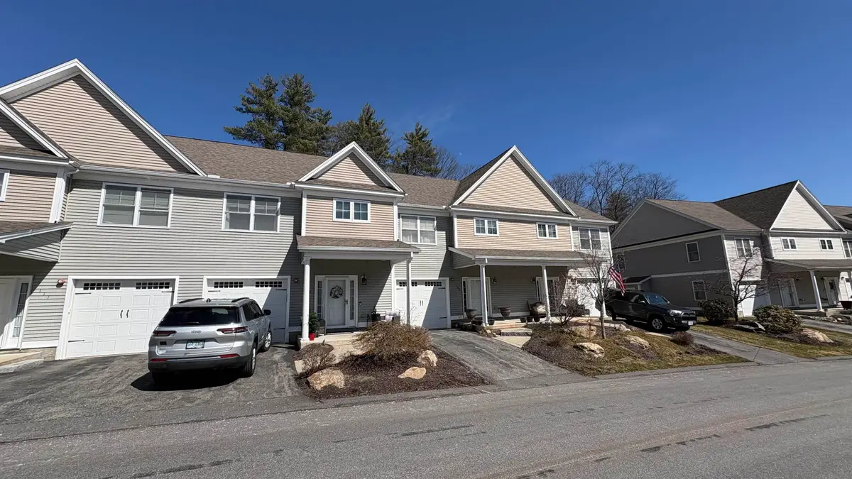 109 Woodview Way, Manchester, NH 03102 - #1