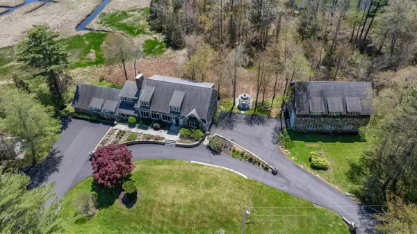 51 Depot Road, Hampton Falls, NH 03844