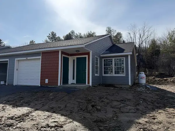 527 Jennings Brook Drive, Bennington, VT 05201