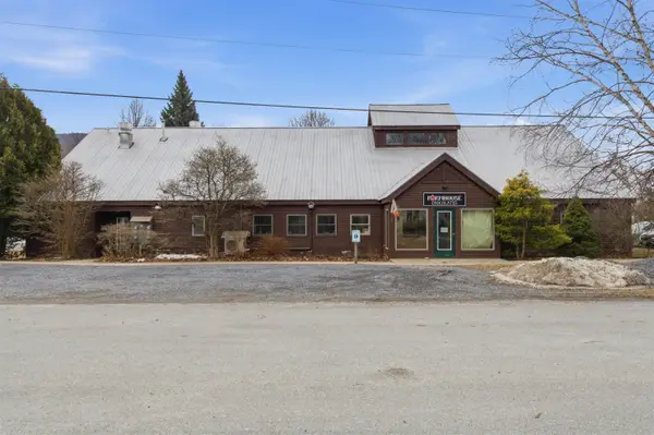 25 Mountain View Street, Bristol, VT 05443