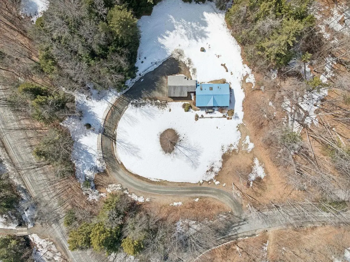 7 Best Road, Hartland, VT 05048 - #1