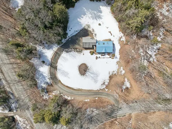 7 Best Road, Hartland, VT 05048