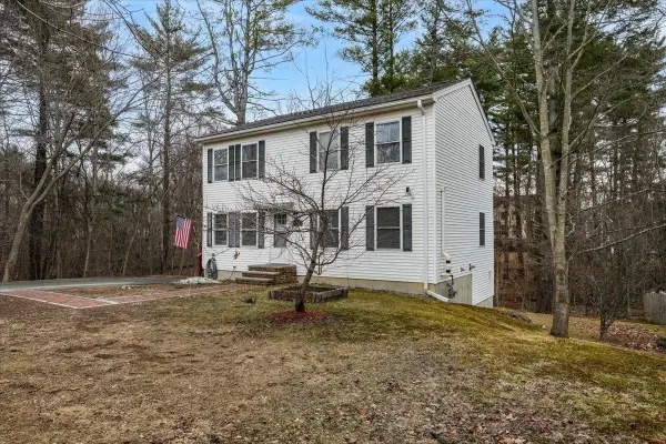 29 Sweatt Street, Concord, NH 03303