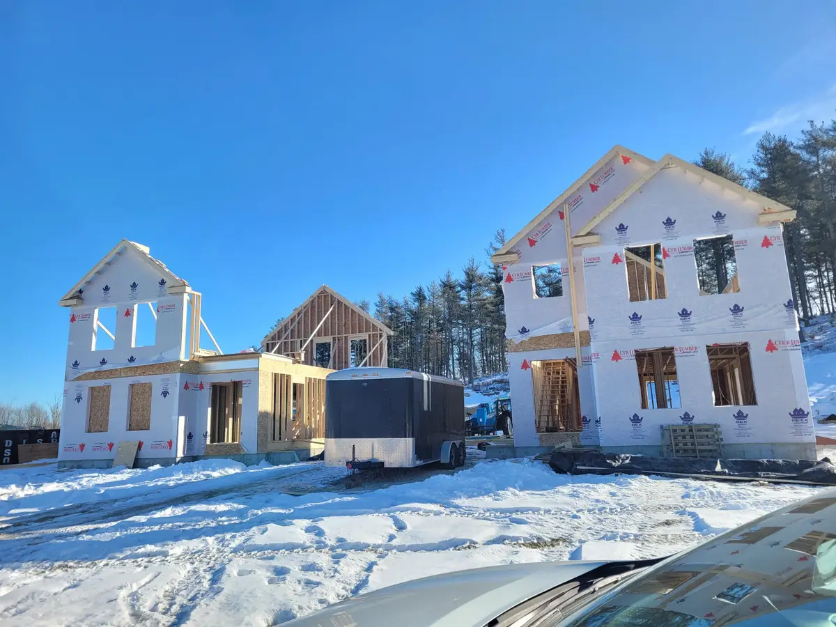 24 A Windsor Lane #10, Hudson, NH 03051 - #1