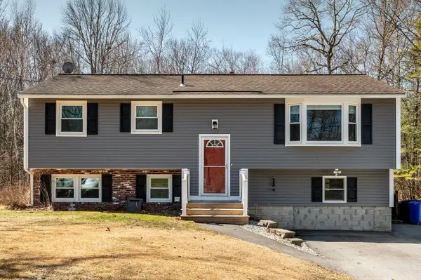 12 Westgate Road, Derry, NH 03038