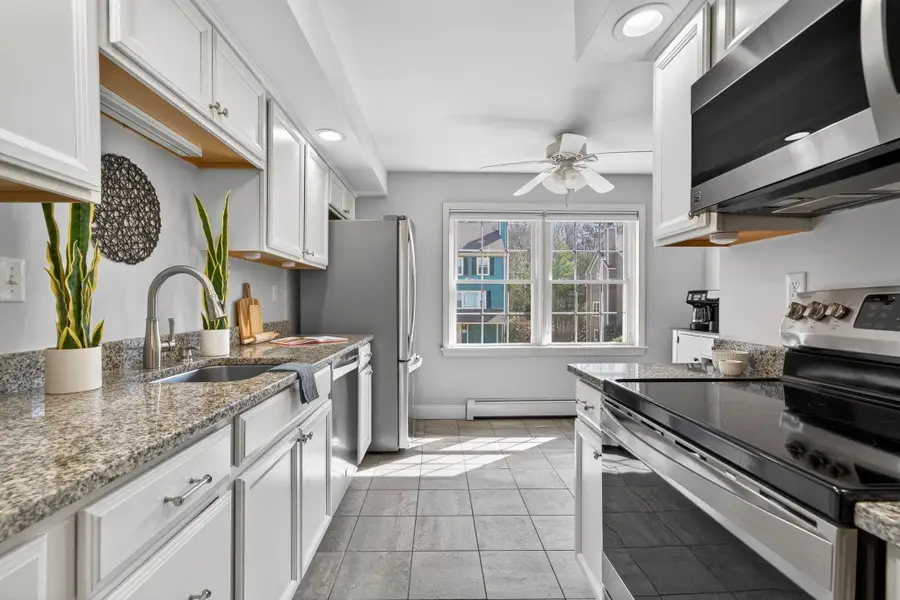 5 Walnut Circle, Merrimack, NH 03054 - #2