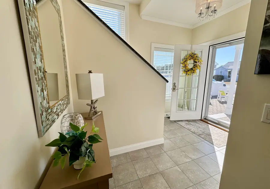 562 Nashua Street, Seabrook, NH 03874 - #3