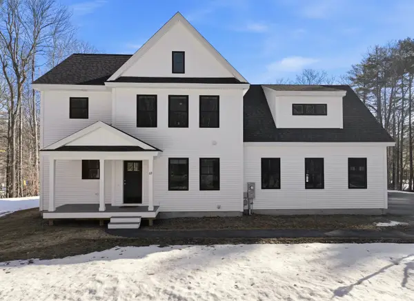 69 Priest Road, Nottingham, NH 03290