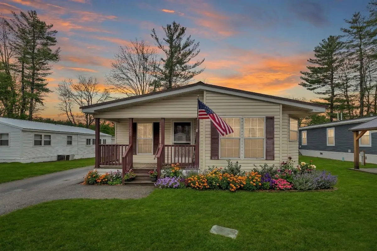 608 Canterbury Drive, Exeter, NH 03833 - #1