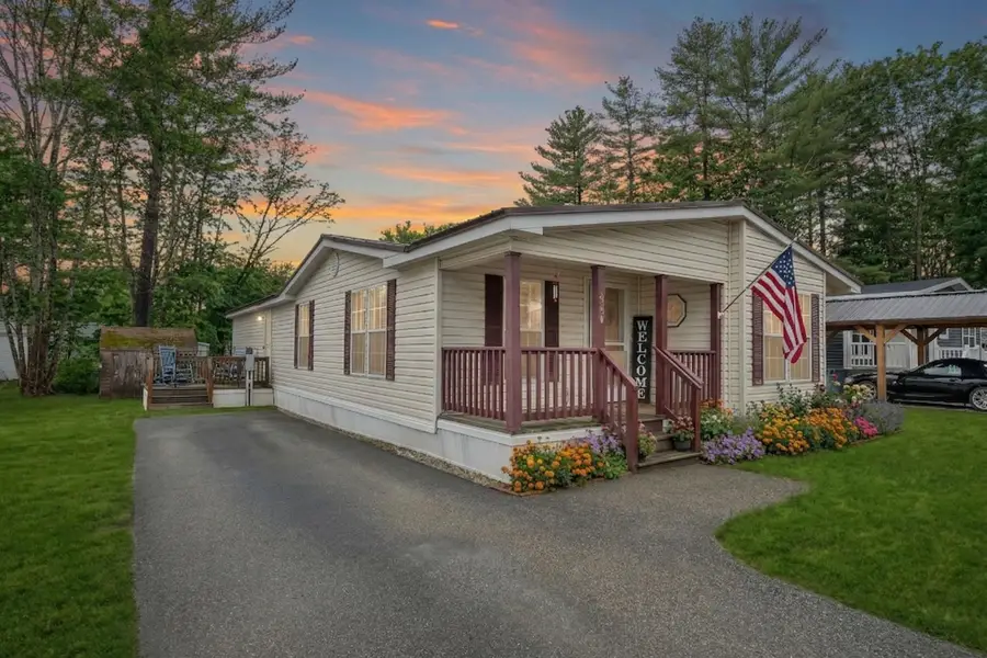 608 Canterbury Drive, Exeter, NH 03833 - #2