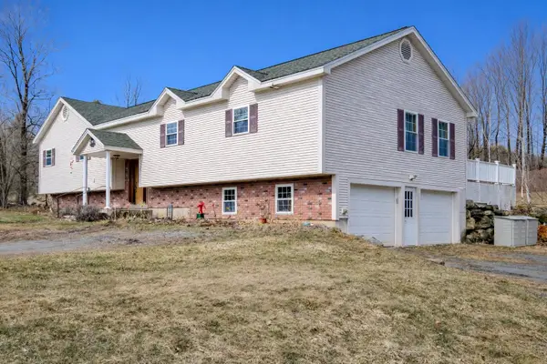 5 Malagash Road, Reading, VT 05062