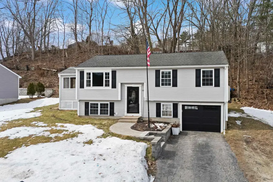 32 Syracuse Road, Nashua, NH 03064 - #2