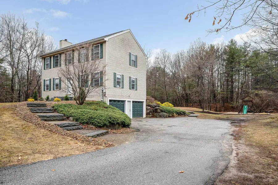 13 Sheridan Drive, Londonderry, NH 03053 - #2