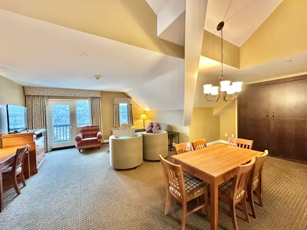 328, Qtr. 4 89 Grand Summit Way, Dover, VT 05356