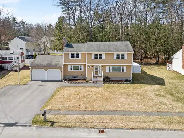 10 Hampton Drive, Nashua, NH 03063
