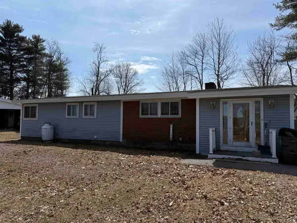 21 Roycraft Road, Manchester, NH 03103