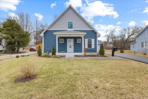 131 Lincoln Avenue, St. Albans City, VT 05478