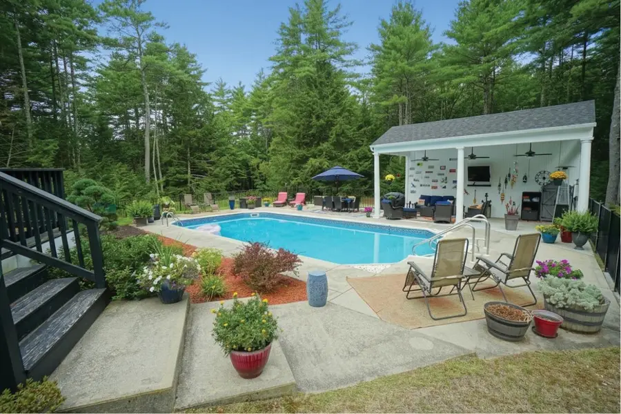 53 Meadow Fox Lane, Chester, NH 03036 - #2