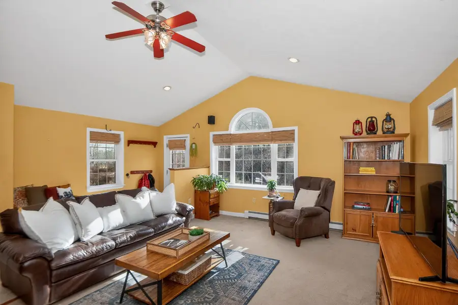 2 Joslin Road, Amherst, NH 03031 - #3