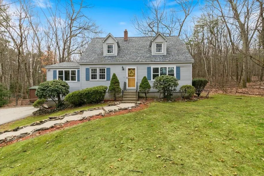 14 Schaefer Circle, Hudson, NH 03051 - #2