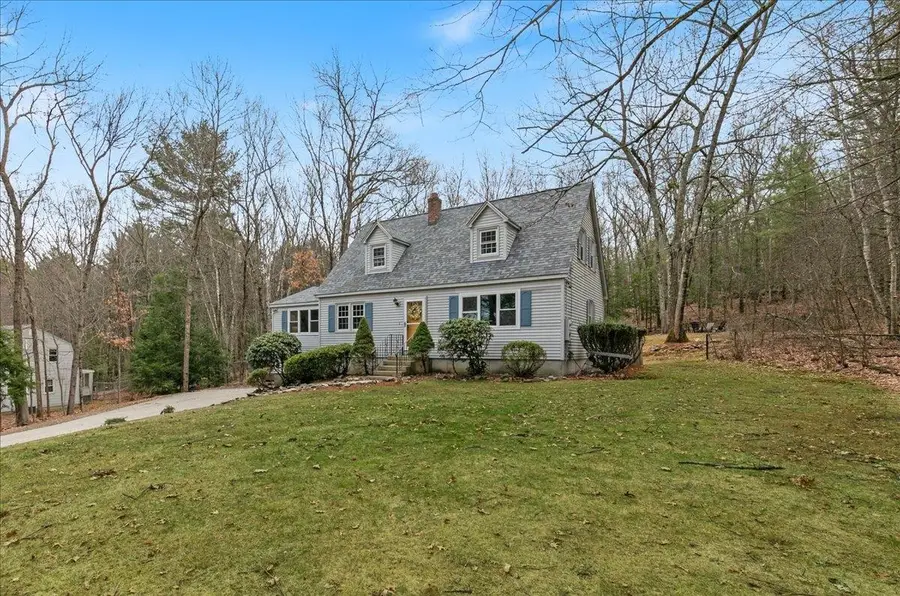 14 Schaefer Circle, Hudson, NH 03051 - #3