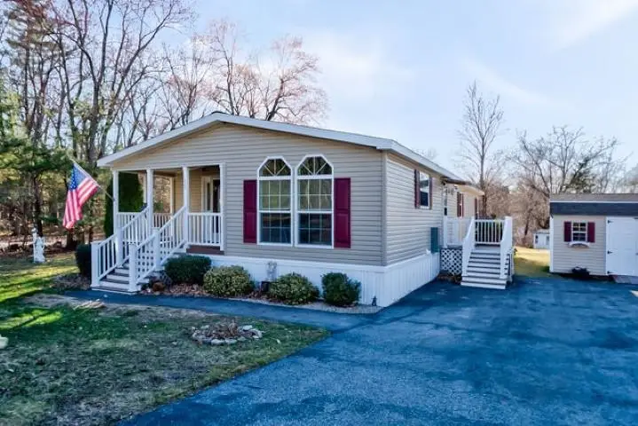 17 Winter Street, Salem, NH 03079 - #3