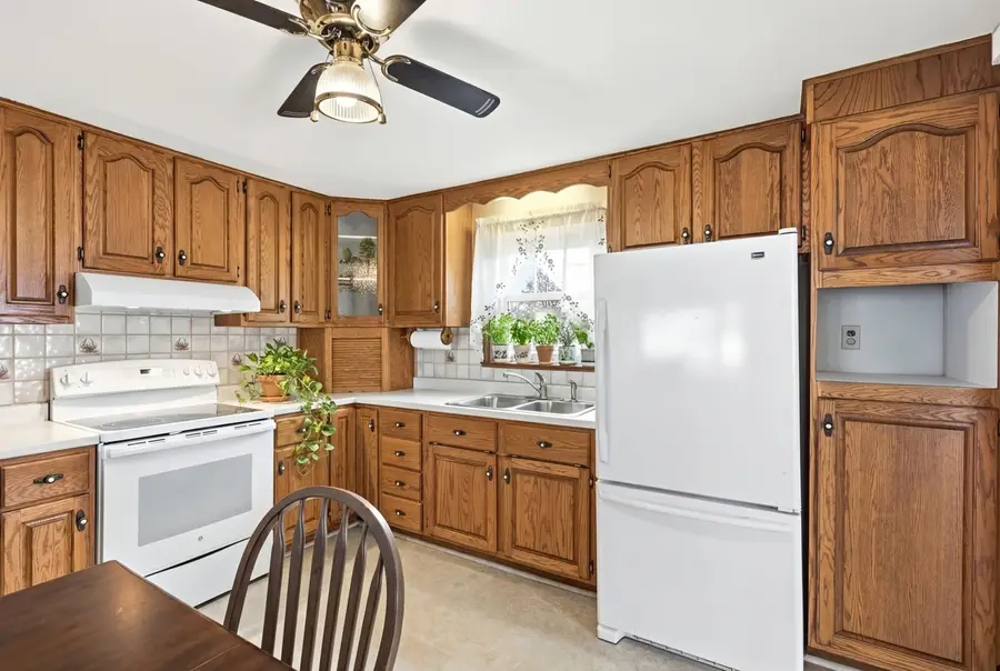 599 Brunelle Avenue, Manchester, NH 03103 - #3