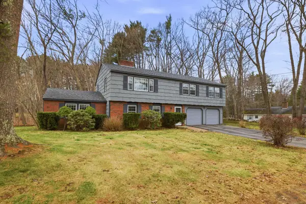 6 Alden Avenue, North Hampton, NH 03862