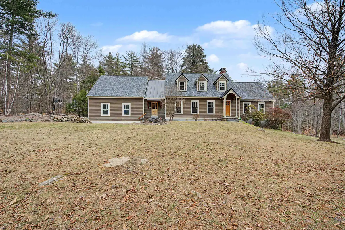 61 South Brook Circle, Bradford, NH 03221 - #1
