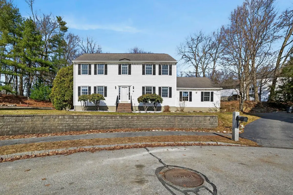 8 Katie Lane, Nashua, NH 03062 - #1