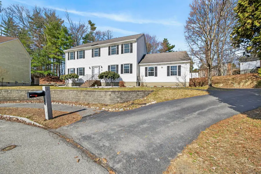 8 Katie Lane, Nashua, NH 03062 - #2