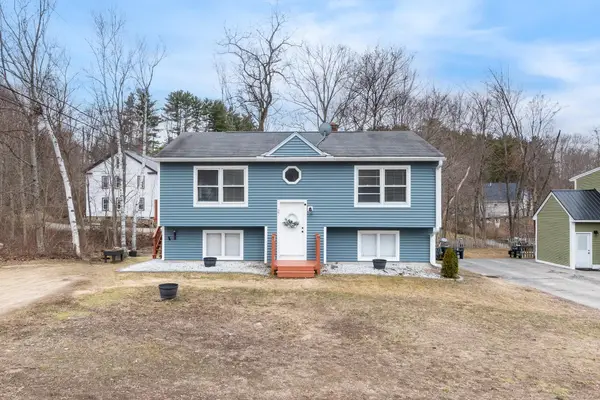 27 Spruce Street, Laconia, NH 03246