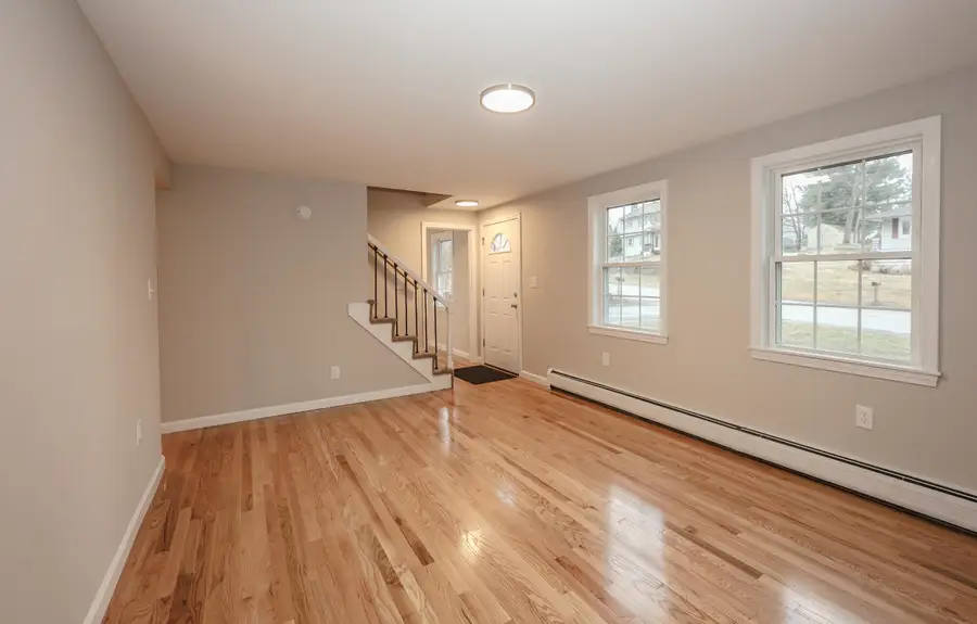 29 Nightingale Road, Nashua, NH 03062 - #3