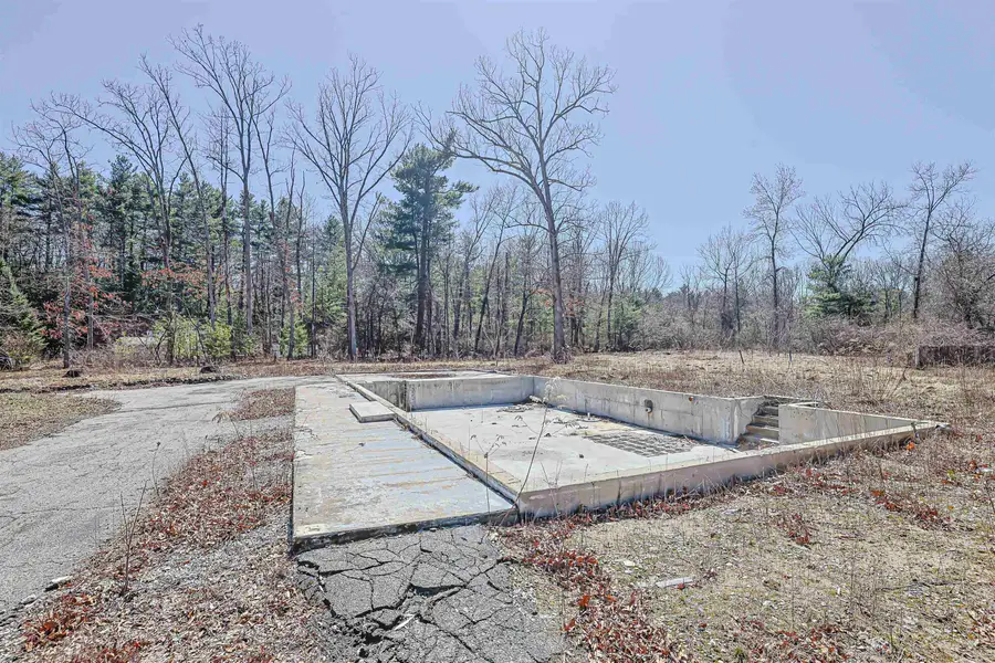 12 Winter Circle, Litchfield, NH 03052 - #3