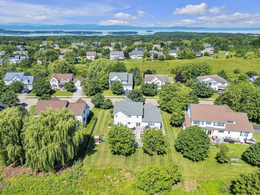 20 Vale Drive, South Burlington, VT 05403 - #3