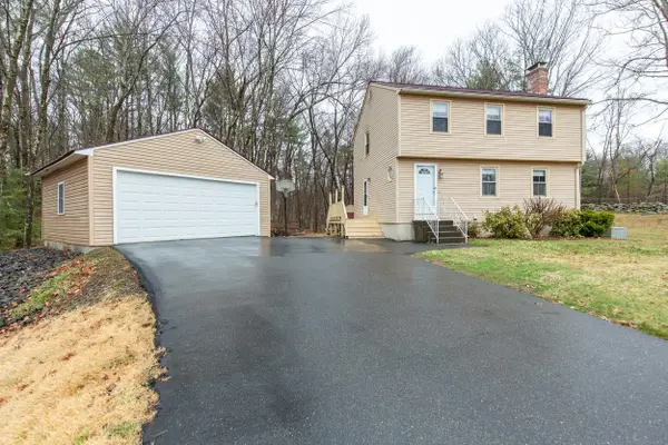 12 Severance Drive, Londonderry, NH 03053