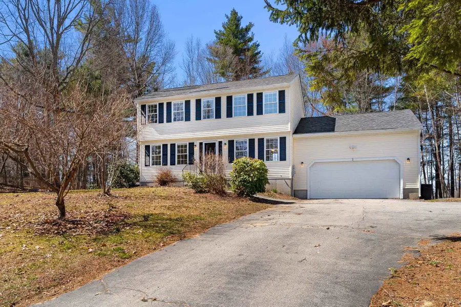 3 Pemigewasset Circle, Derry, NH 03038 - #3