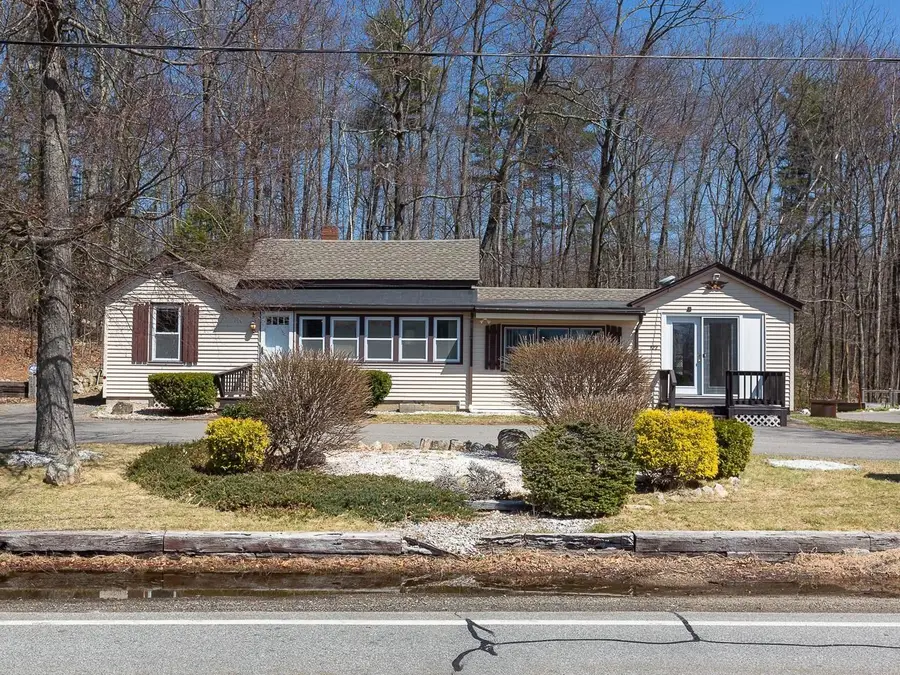 122 Wash Pond Road, Hampstead, NH 03841 - #2