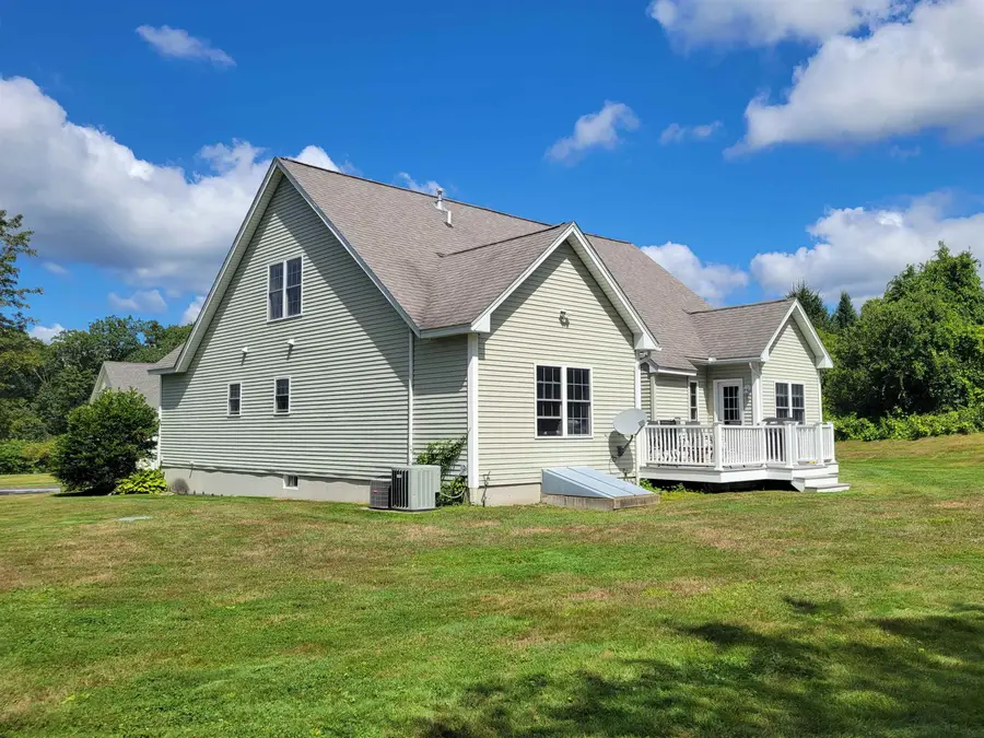 7 Harvest Road, Windham, NH 03087 - #3