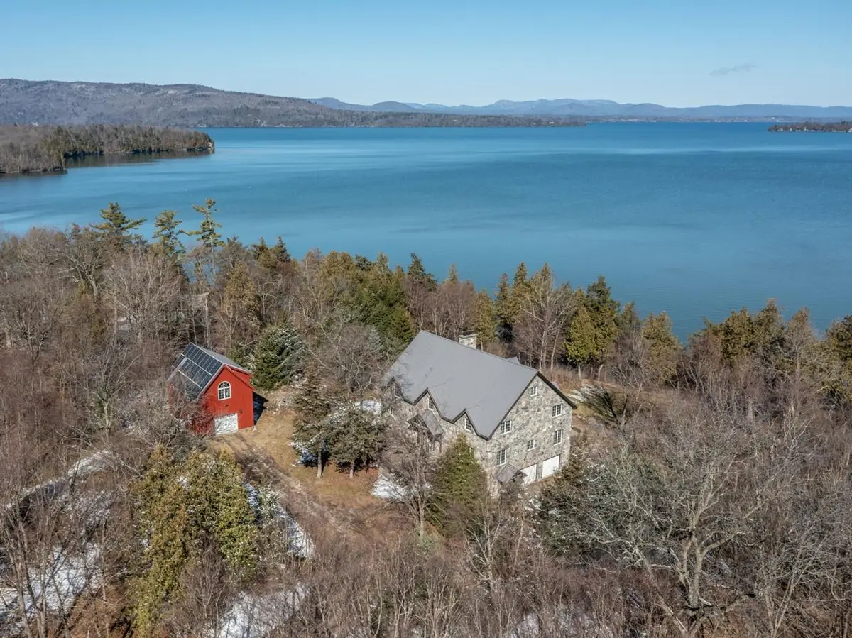 280 Hawkins Bay Lane, Ferrisburgh, VT 05456 - #1
