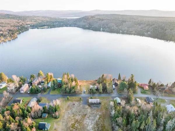 432 Beach Road, Pittsburg, NH 03592