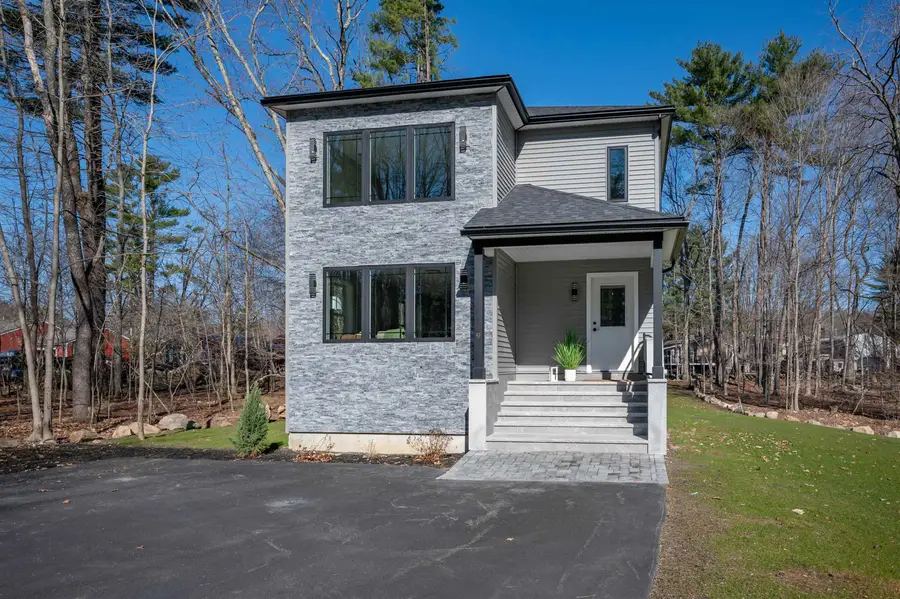 9 Trues Parkway, Sandown, NH 03873 - #2