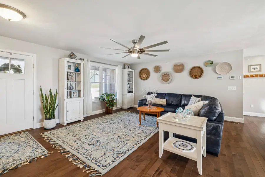 1 Three Ponds Drive, Brentwood, NH 03833 - #3