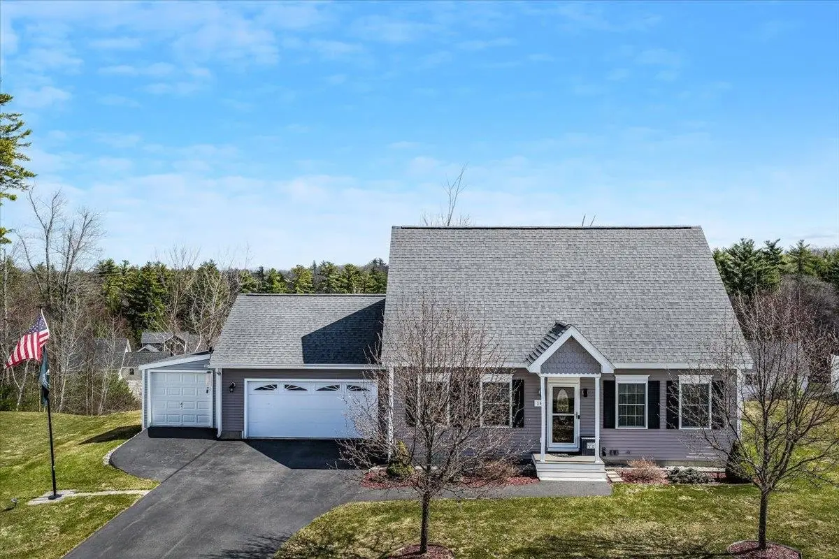 18 Crawford Lane, Hooksett, NH 03106 - #1