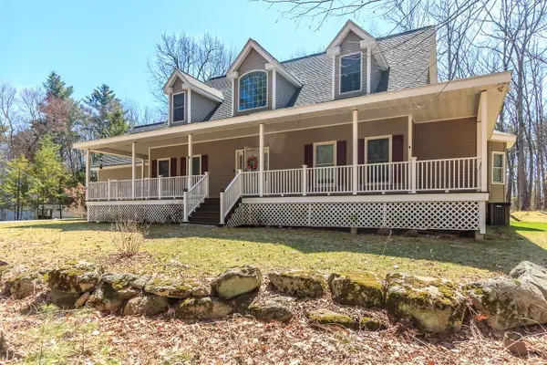 28 Fairway Drive, Merrimack, NH 03054